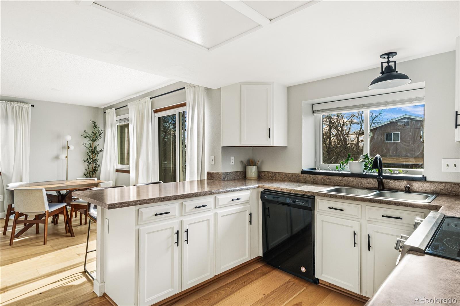 MLS Image #11 for 4916 w 61st place,arvada, Colorado