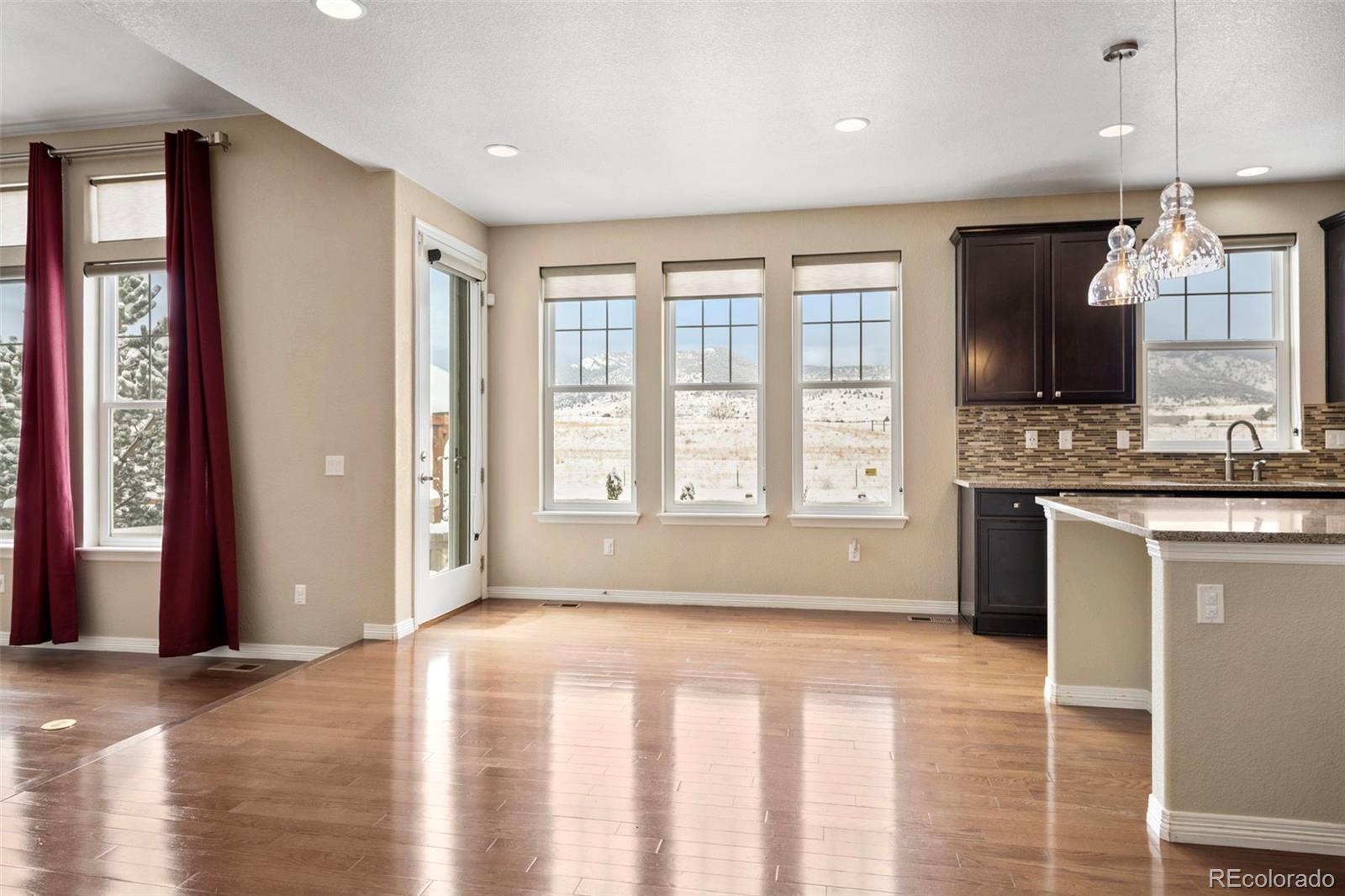 MLS Image #14 for 9517  iron mountain way,arvada, Colorado