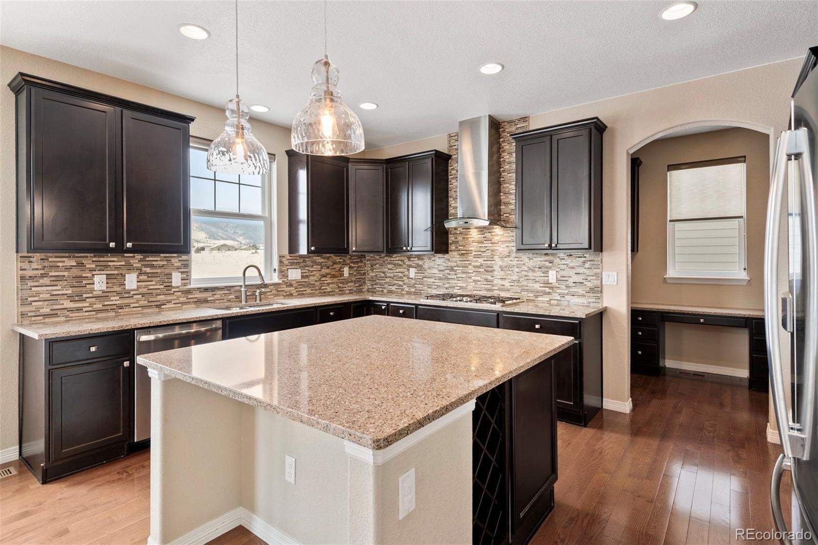 MLS Image #16 for 9517  iron mountain way,arvada, Colorado