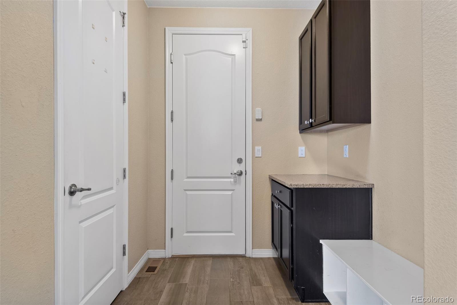 MLS Image #21 for 9517  iron mountain way,arvada, Colorado
