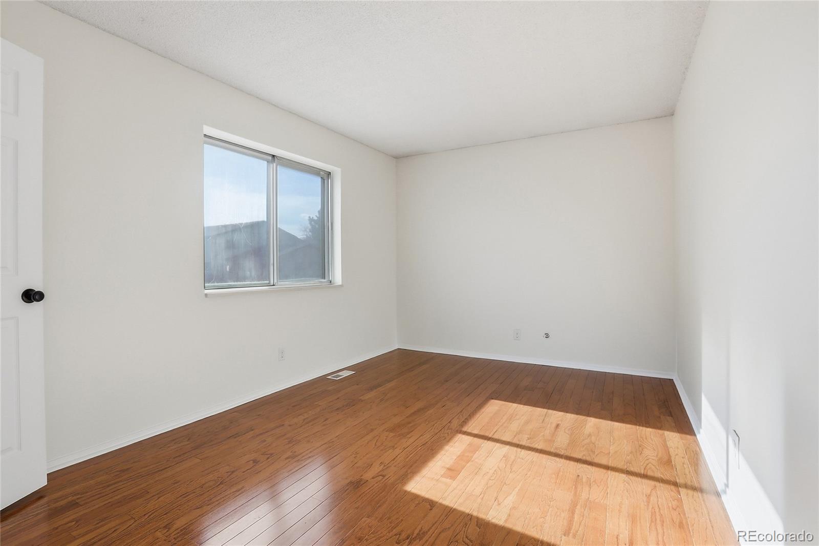 MLS Image #9 for 3355 s flower street,lakewood, Colorado