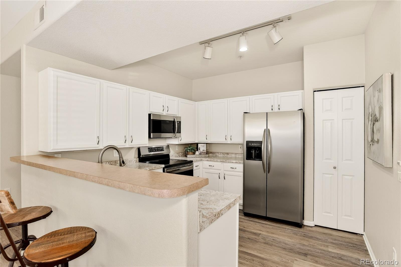 MLS Image #8 for 10841  twenty mile road 104,parker, Colorado
