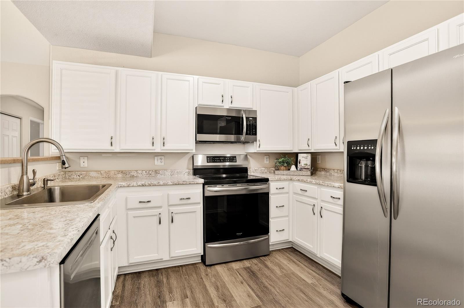 MLS Image #9 for 10841  twenty mile road 104,parker, Colorado