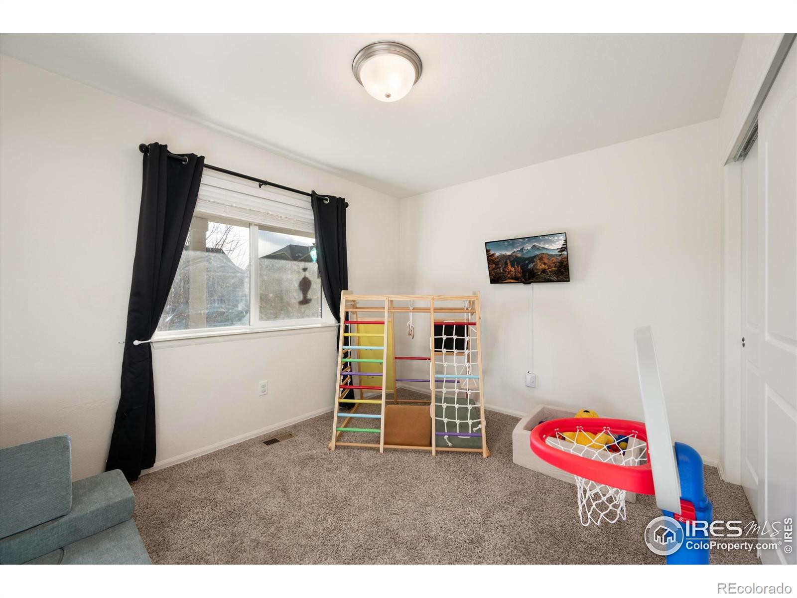 MLS Image #13 for 1995  thundercloud drive,windsor, Colorado