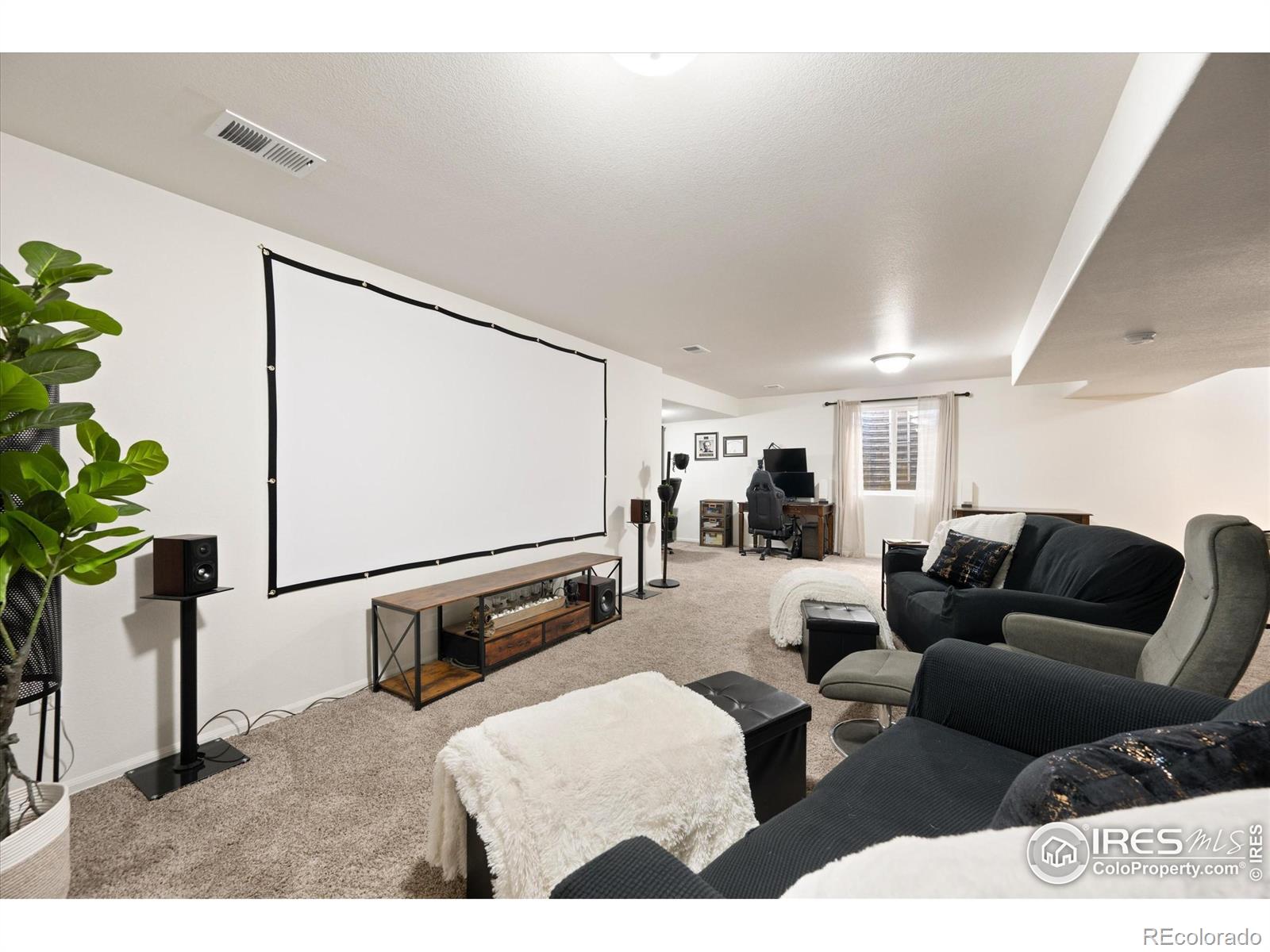 MLS Image #17 for 1995  thundercloud drive,windsor, Colorado