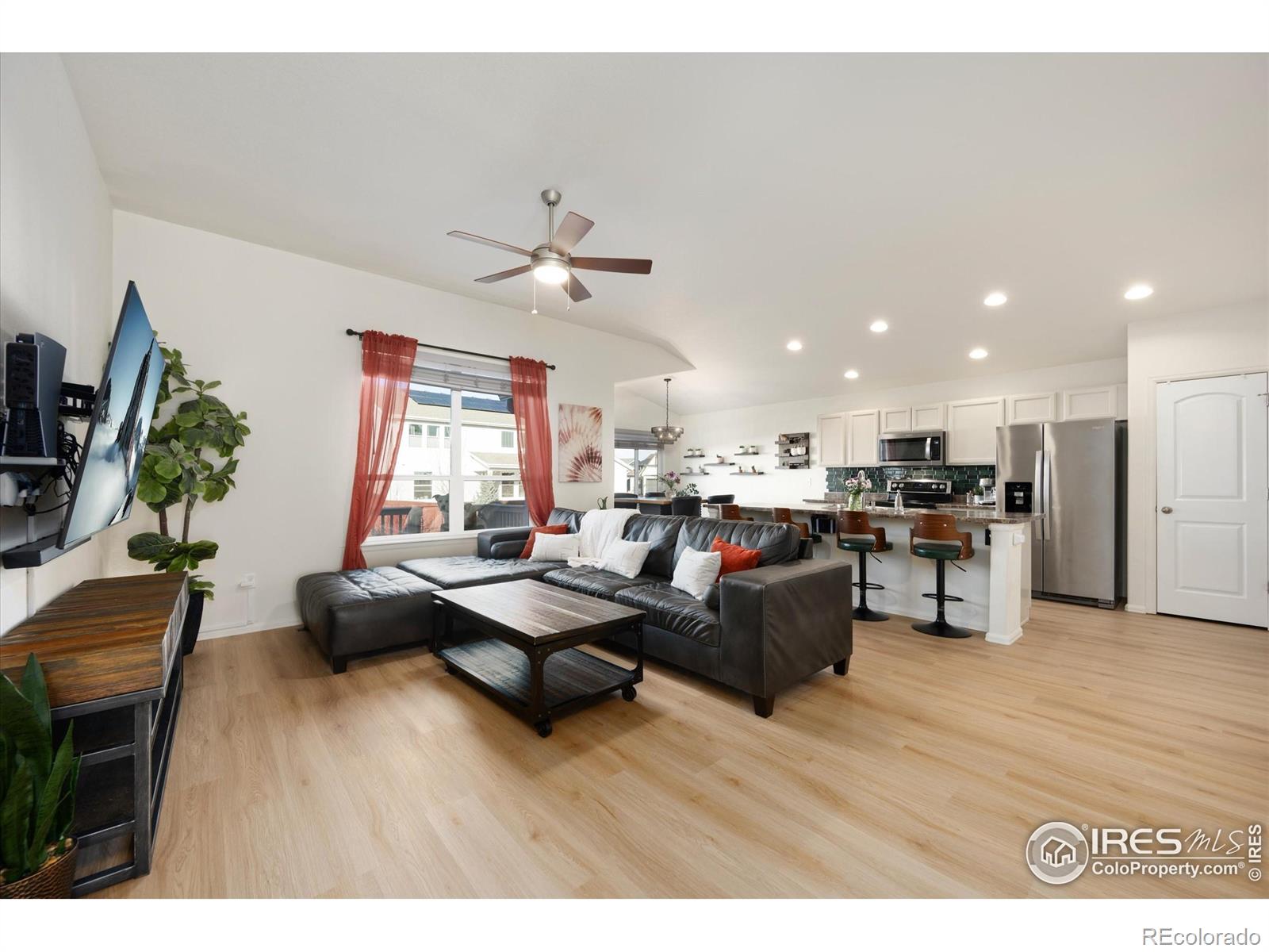 MLS Image #2 for 1995  thundercloud drive,windsor, Colorado