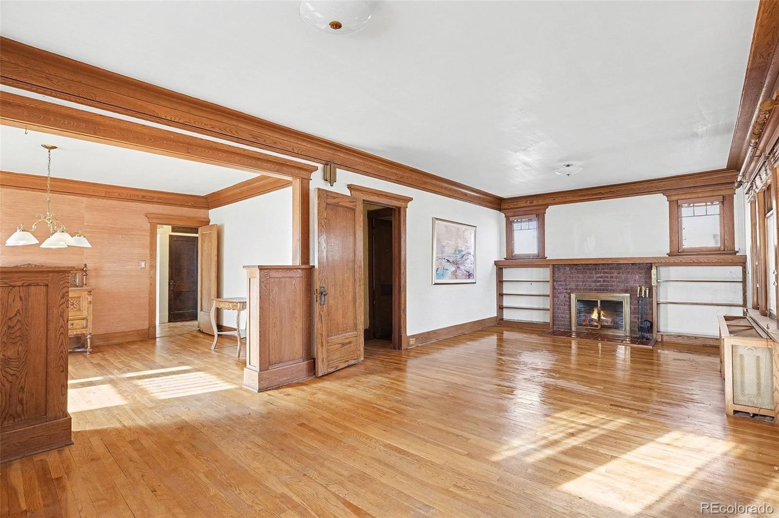 MLS Image #4 for 601  york street,denver, Colorado