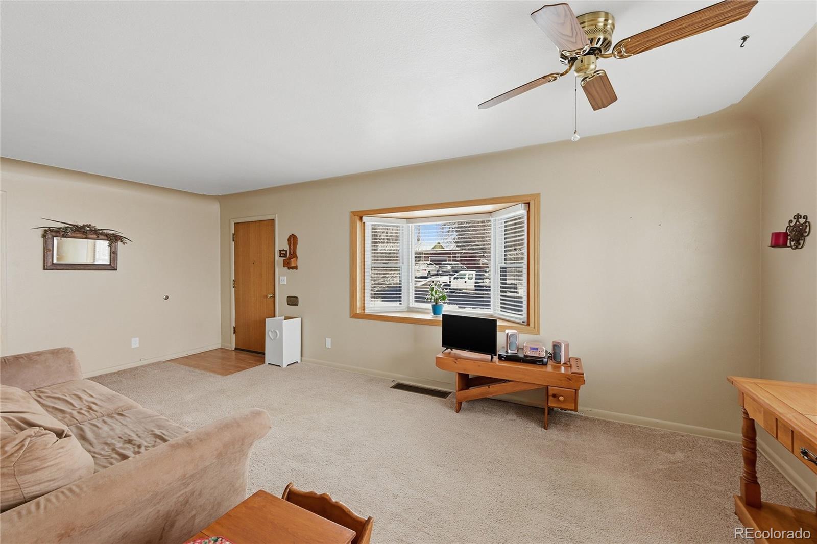 MLS Image #6 for 1145 s wolff street,denver, Colorado
