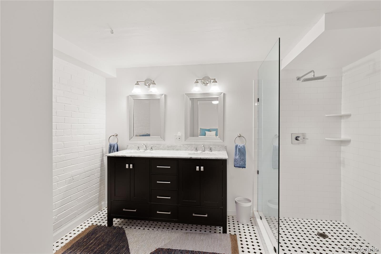 MLS Image #38 for 2233  ivy street,denver, Colorado