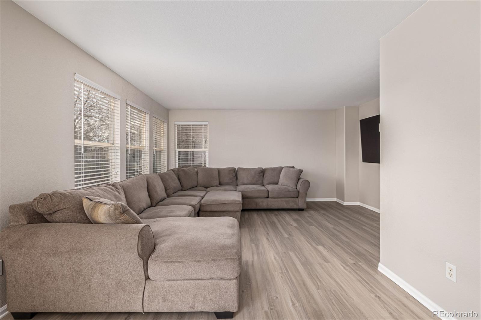 MLS Image #11 for 3654 e 94th drive,thornton, Colorado