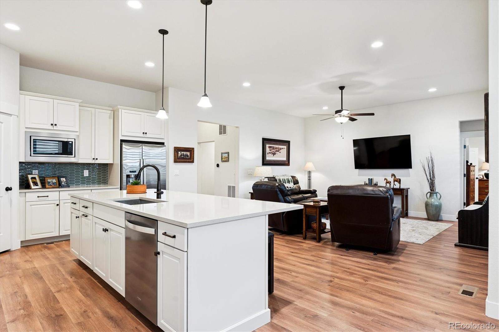 MLS Image #2 for 21866 e swallow place,aurora, Colorado