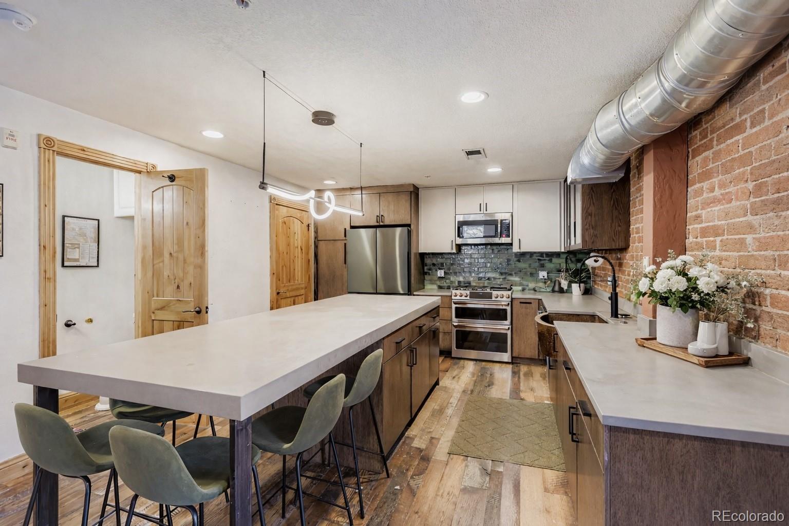MLS Image #11 for 3033  blake street 109,denver, Colorado