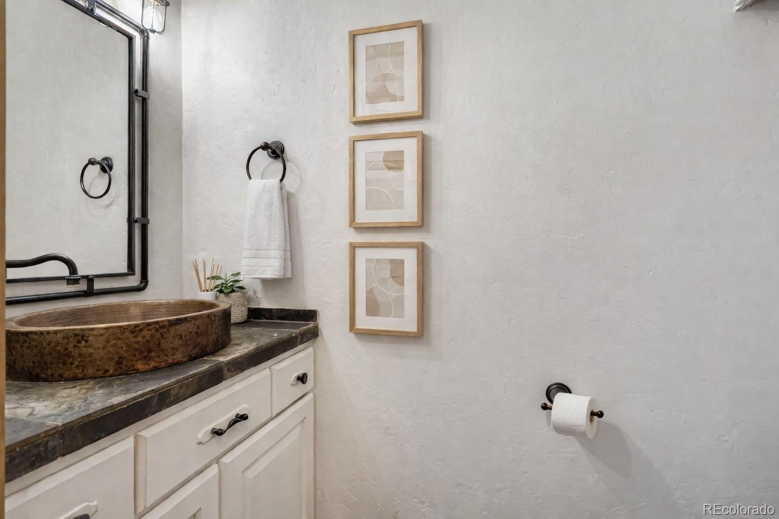 MLS Image #12 for 3033  blake street 109,denver, Colorado