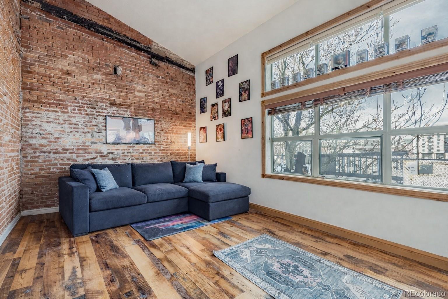 MLS Image #13 for 3033  blake street 109,denver, Colorado