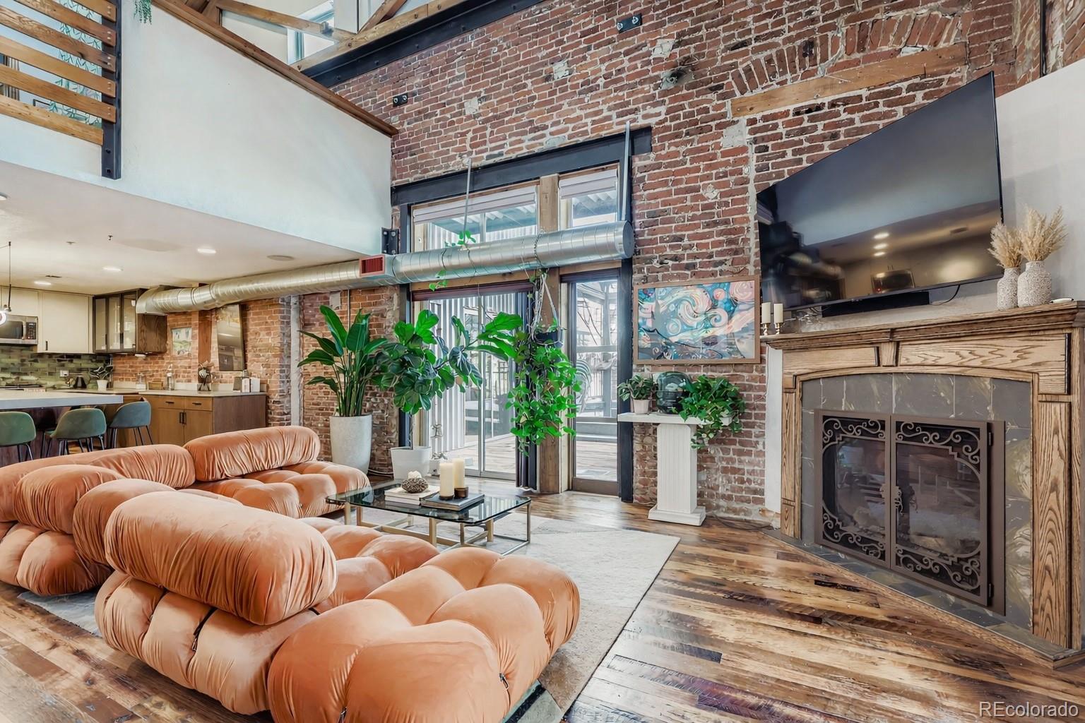 MLS Image #7 for 3033  blake street 109,denver, Colorado