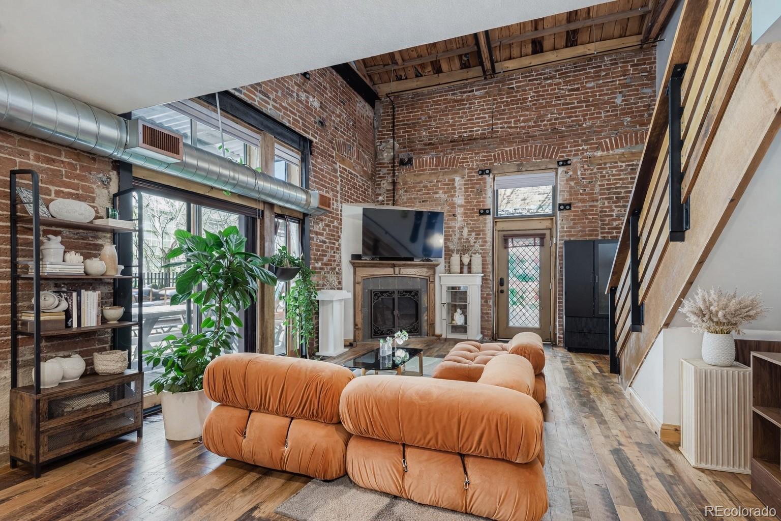 MLS Image #8 for 3033  blake street 109,denver, Colorado