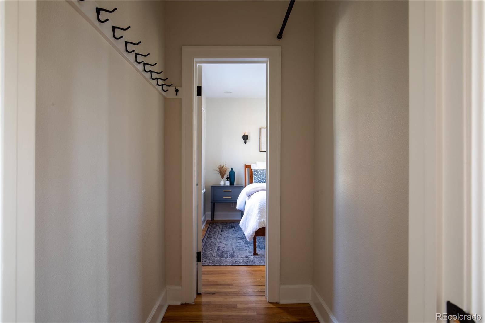 MLS Image #14 for 1586  ivanhoe street,denver, Colorado