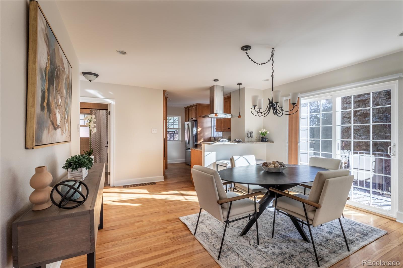 MLS Image #16 for 1586  ivanhoe street,denver, Colorado