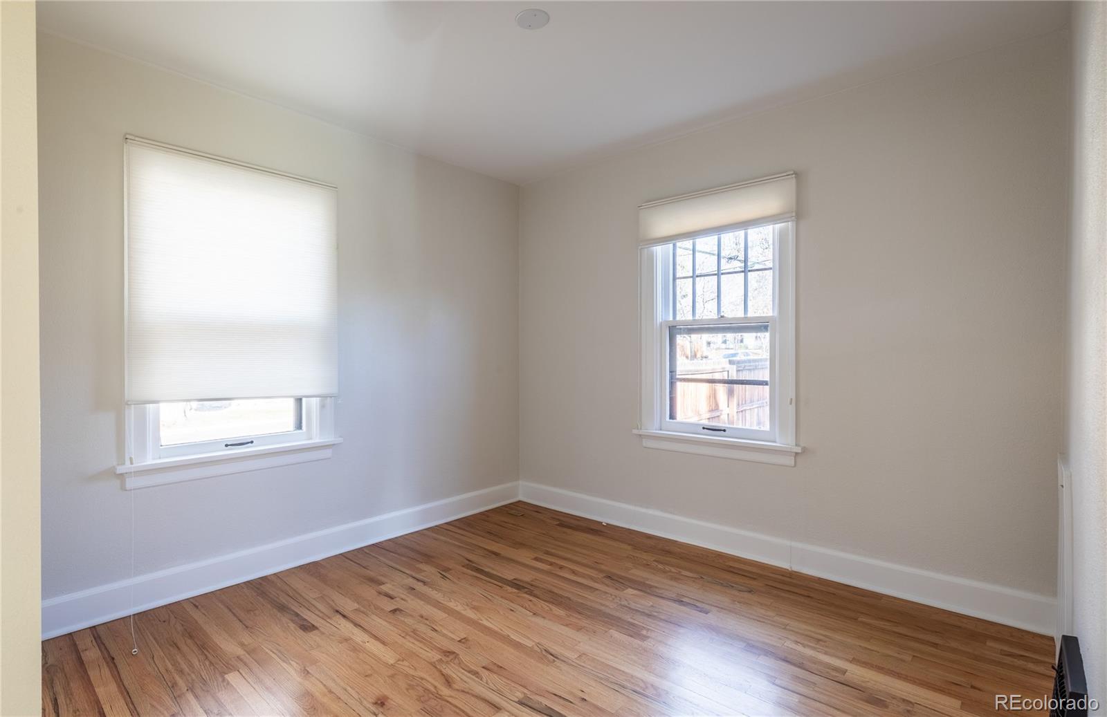 MLS Image #25 for 1586  ivanhoe street,denver, Colorado