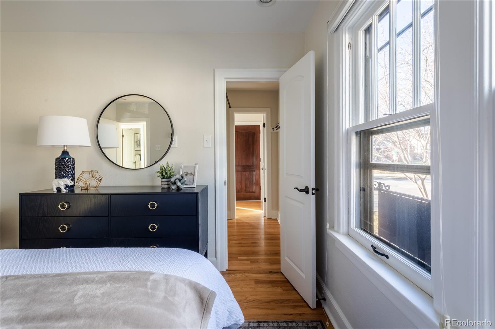 MLS Image #27 for 1586  ivanhoe street,denver, Colorado
