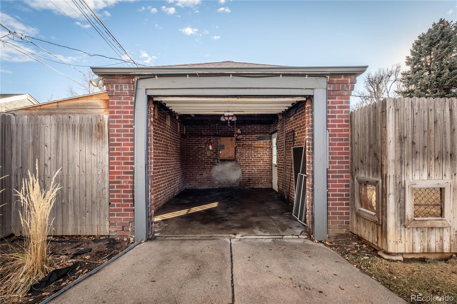 MLS Image #38 for 1586  ivanhoe street,denver, Colorado