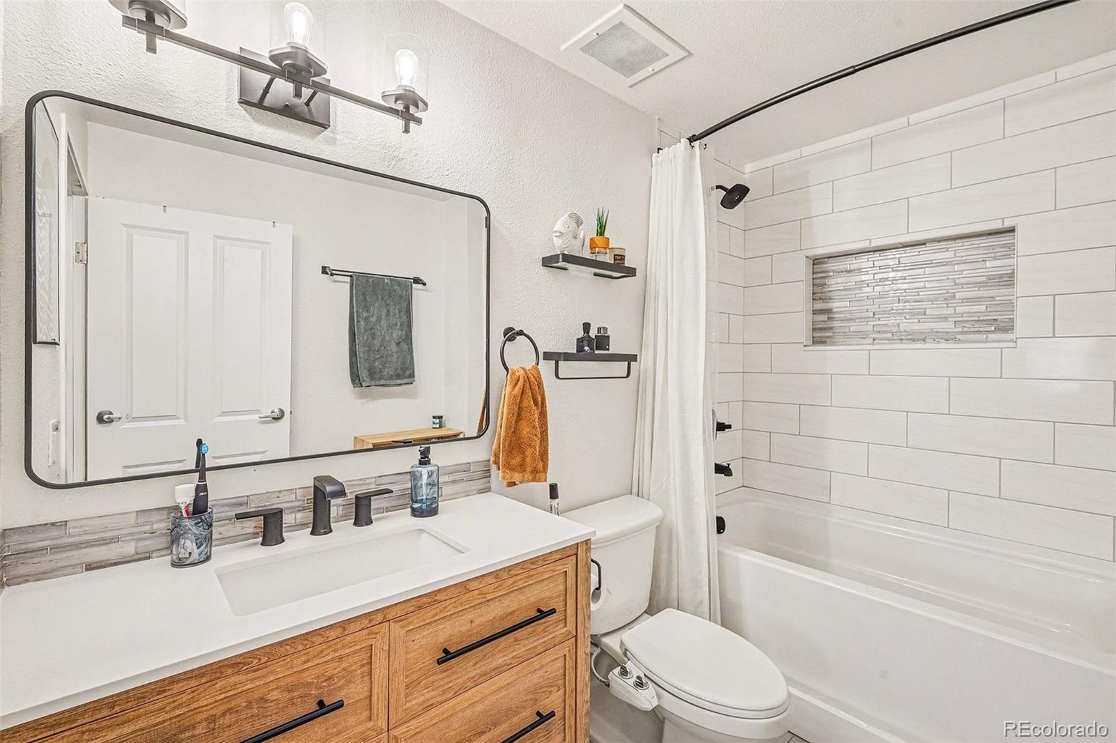 MLS Image #11 for 100  park avenue 905,denver, Colorado