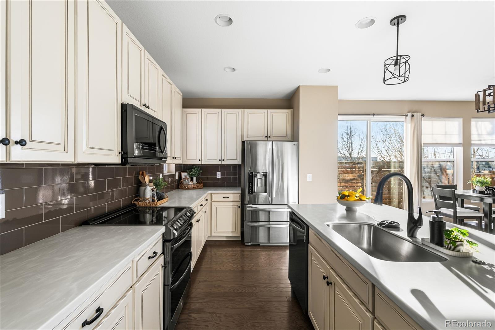 MLS Image #5 for 5157  clinton street ,denver, Colorado