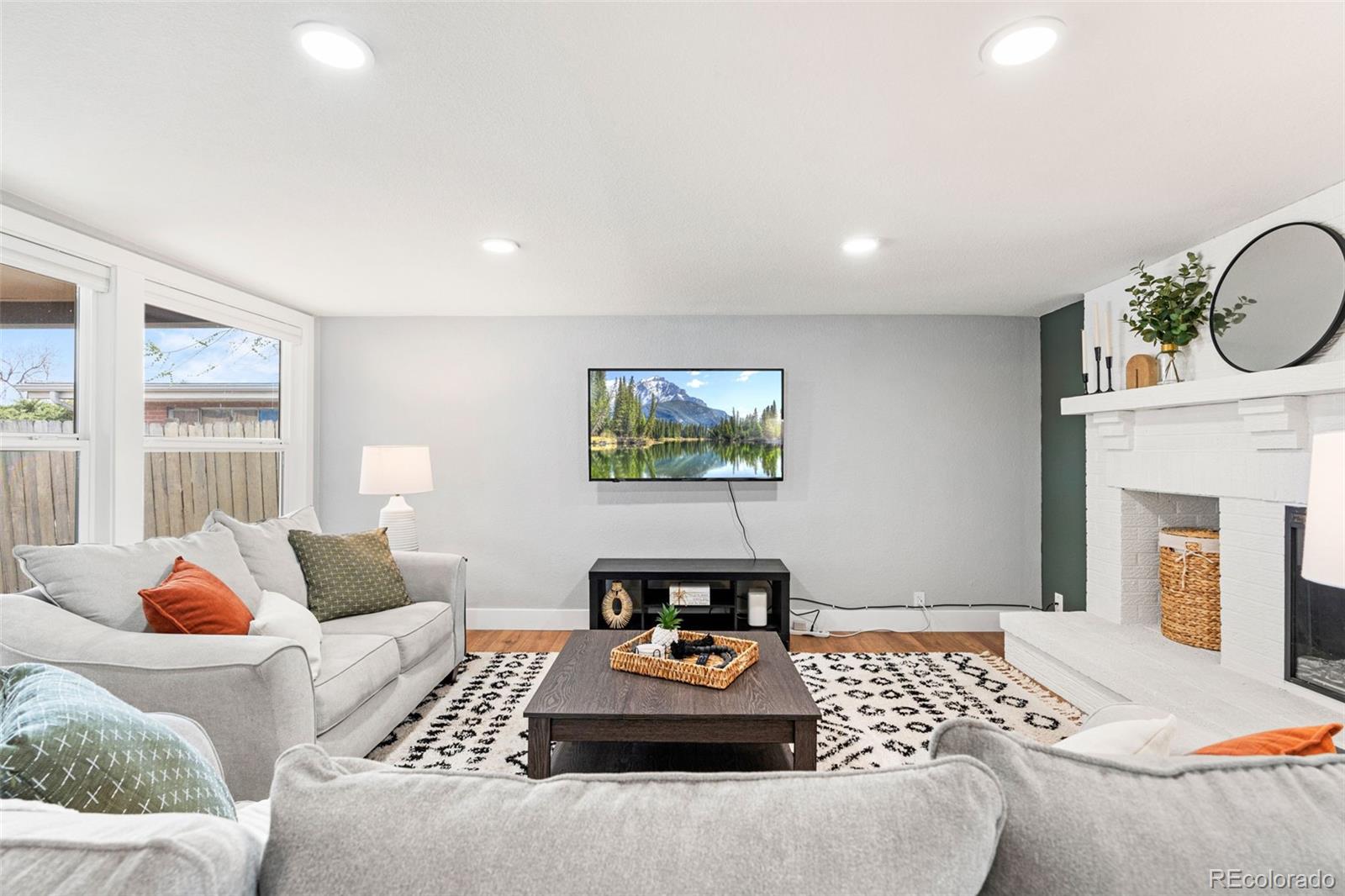 MLS Image #4 for 1309 s eliot street,denver, Colorado