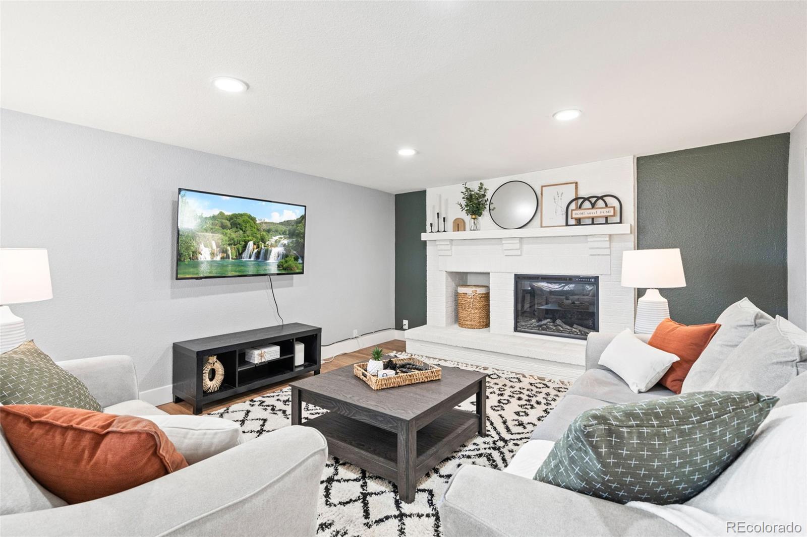 MLS Image #5 for 1309 s eliot street,denver, Colorado