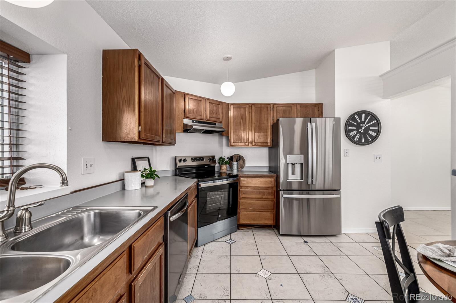MLS Image #4 for 6381  wolff street,arvada, Colorado