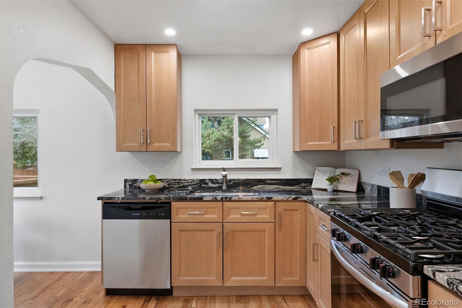 MLS Image #20 for 2695  eudora street,denver, Colorado
