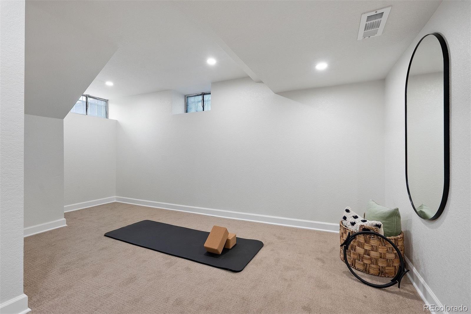 MLS Image #30 for 2695  eudora street,denver, Colorado