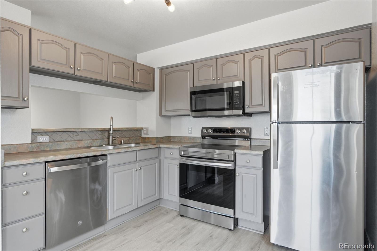 MLS Image #10 for 9596  deerhorn court 70,parker, Colorado