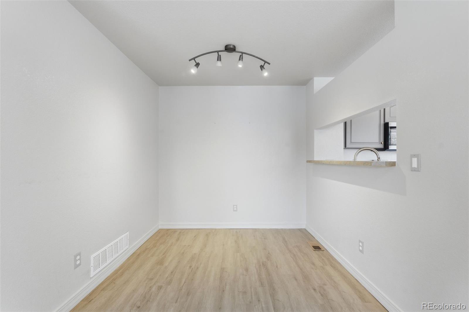 MLS Image #5 for 9596  deerhorn court 70,parker, Colorado