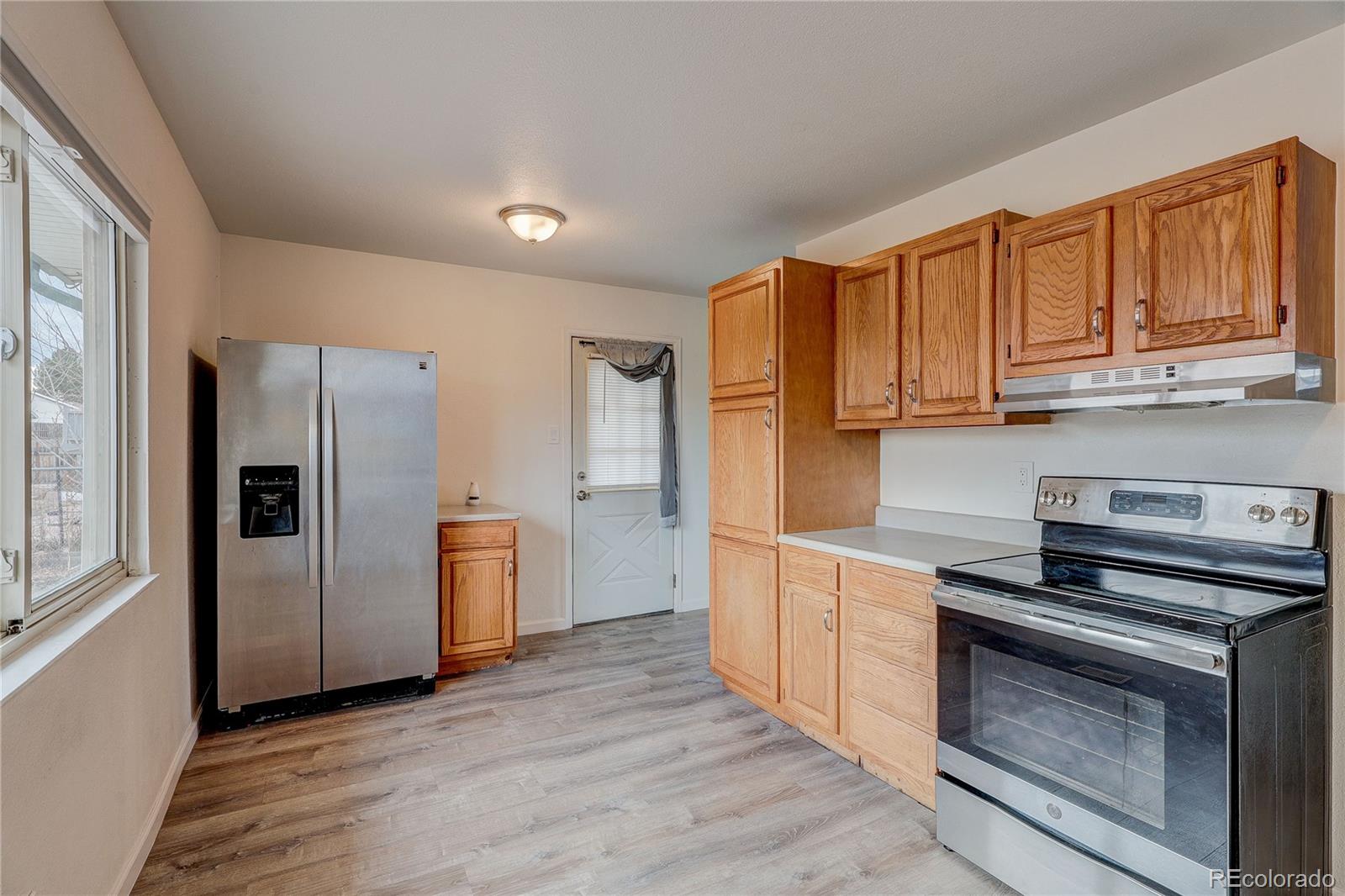 MLS Image #10 for 2260 e 83rd place,denver, Colorado