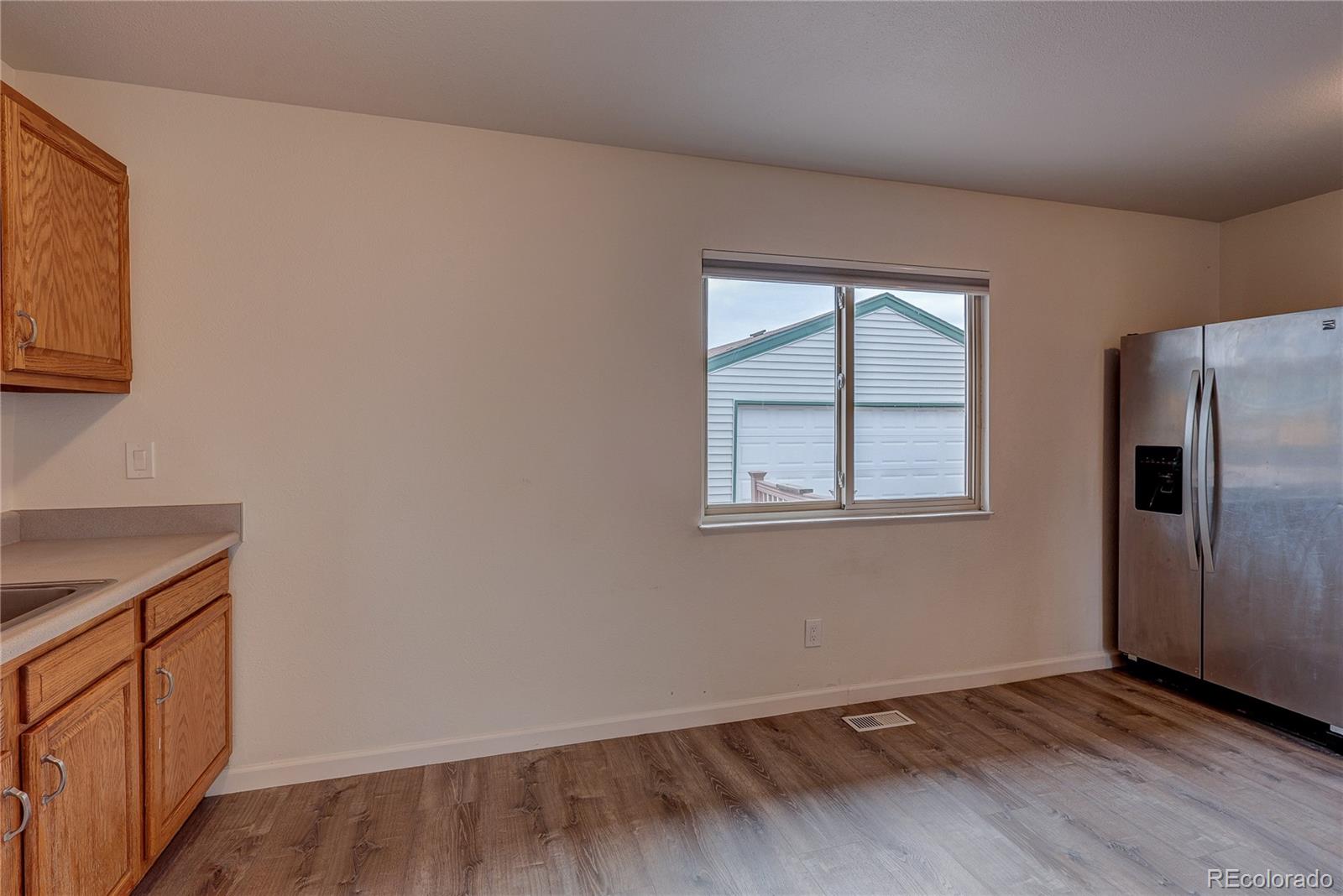 MLS Image #11 for 2260 e 83rd place,denver, Colorado