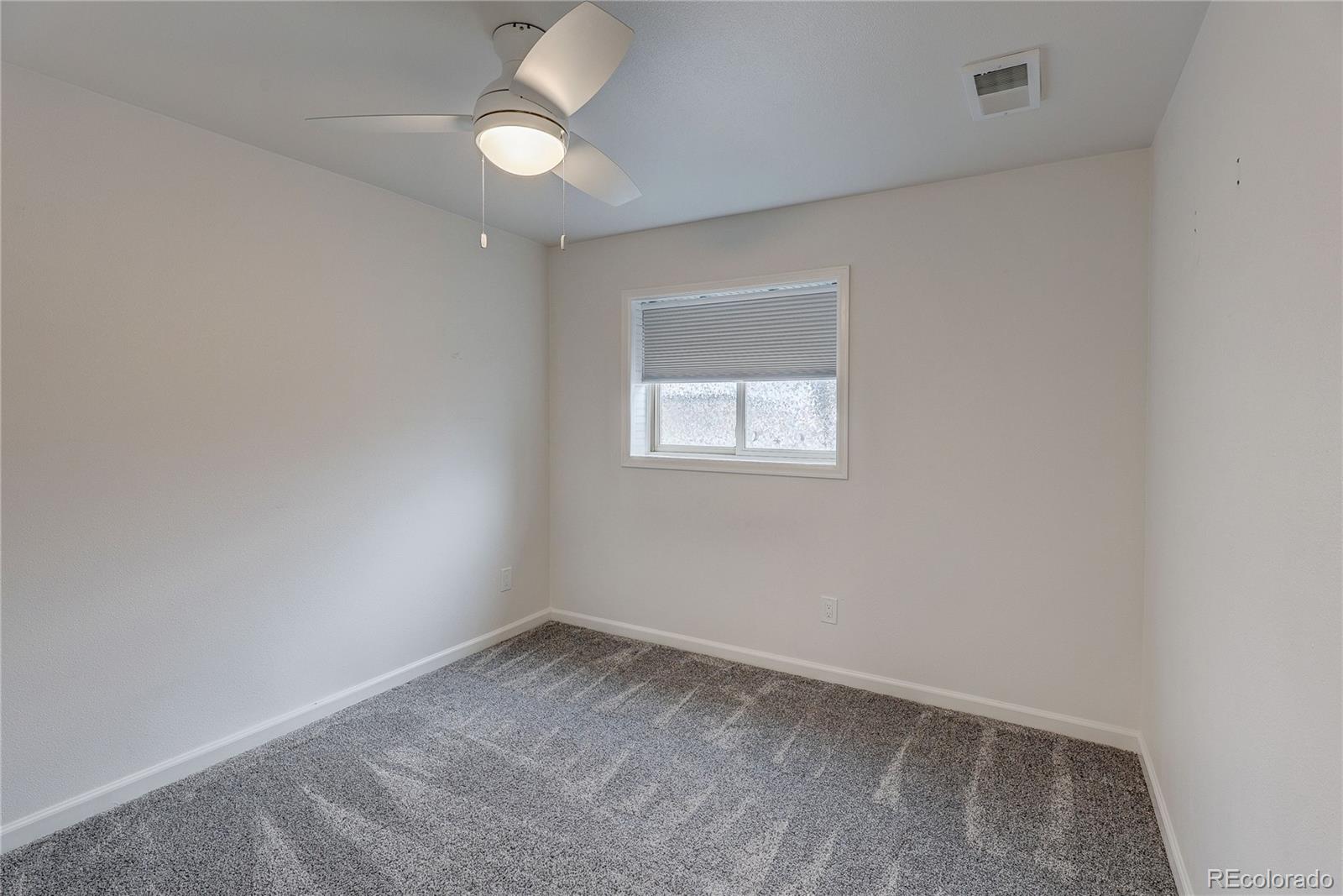 MLS Image #15 for 2260 e 83rd place,denver, Colorado