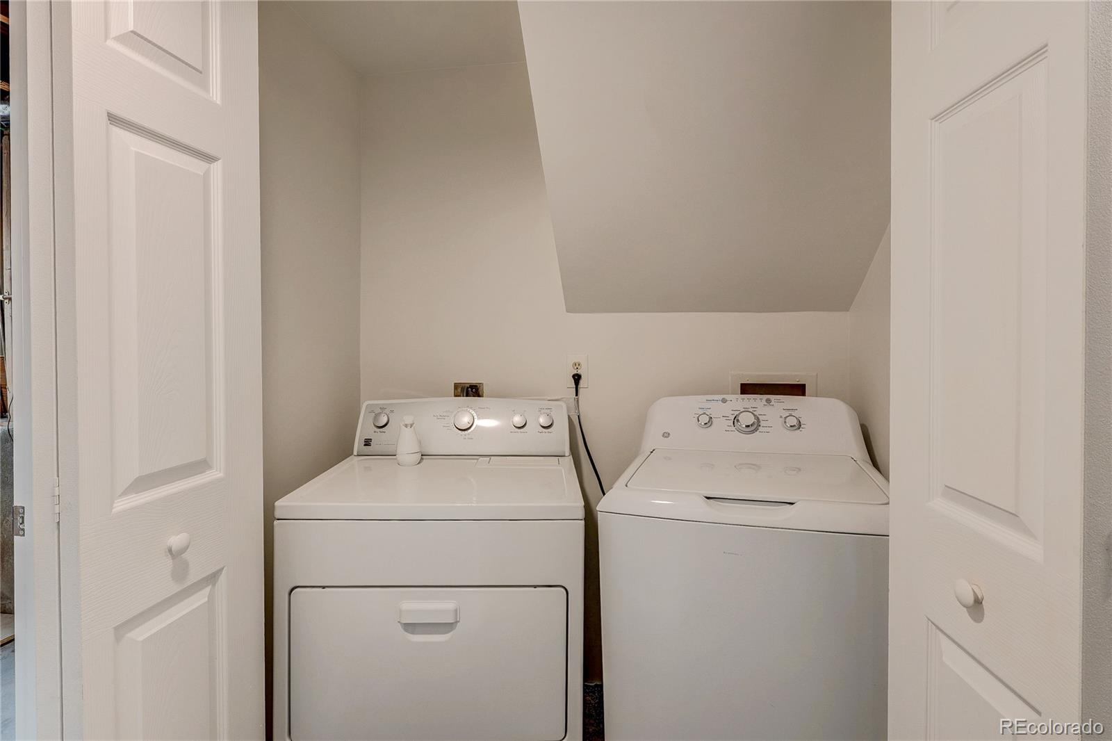MLS Image #26 for 2260 e 83rd place,denver, Colorado