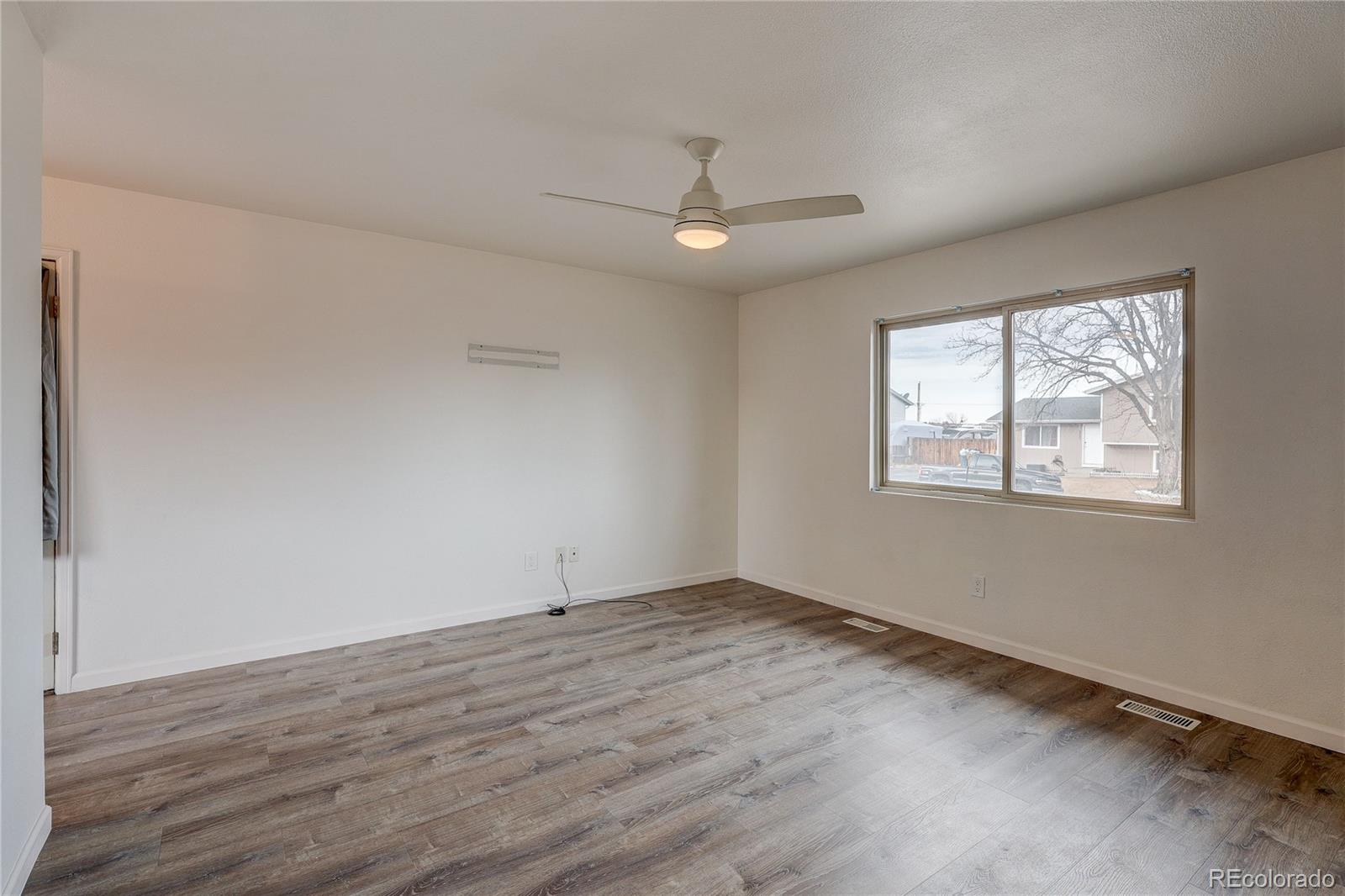 MLS Image #7 for 2260 e 83rd place,denver, Colorado