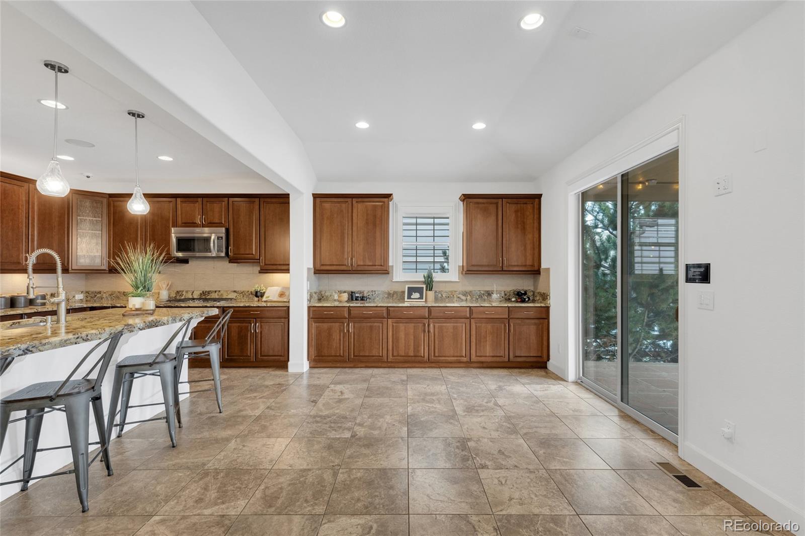 MLS Image #10 for 10632  star thistle court,highlands ranch, Colorado