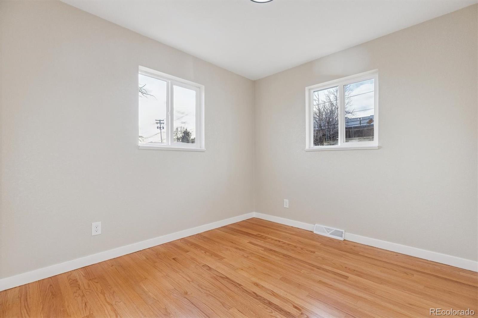 MLS Image #14 for 951 s briarwood drive,lakewood, Colorado