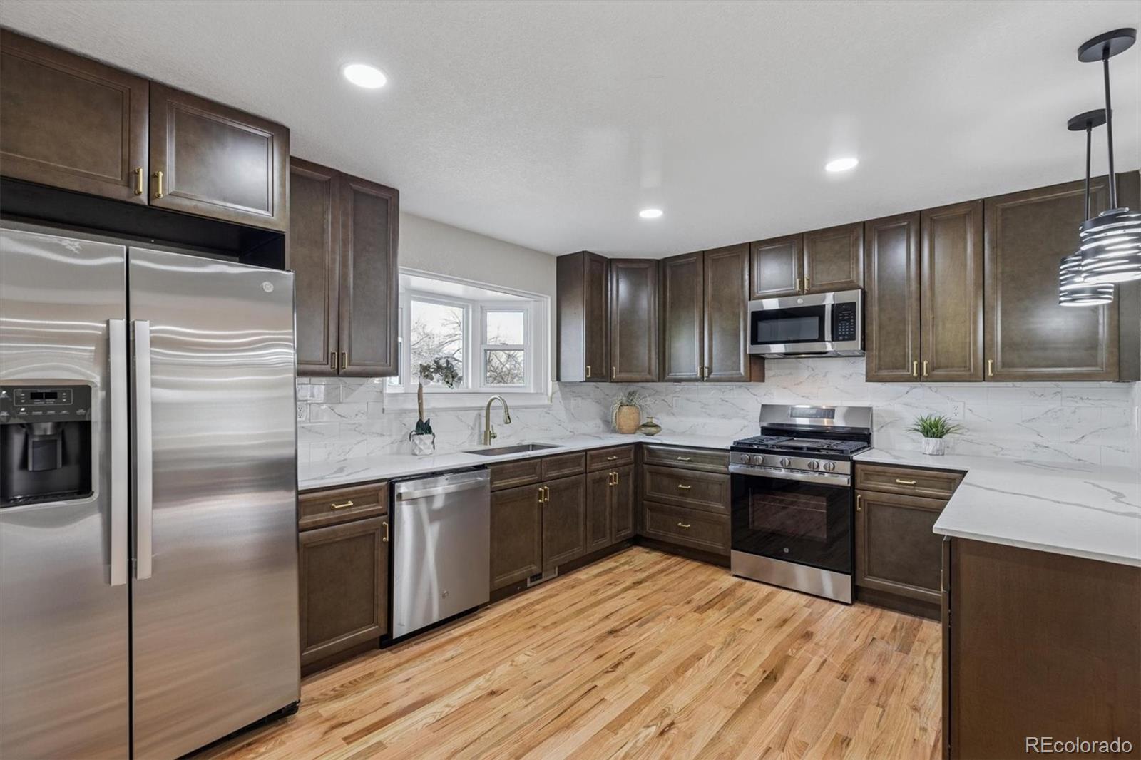 MLS Image #3 for 951 s briarwood drive,lakewood, Colorado