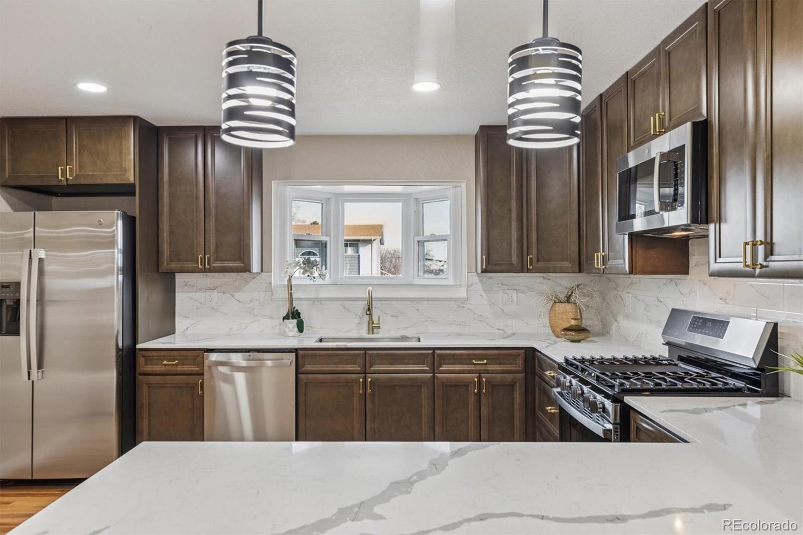 MLS Image #5 for 951 s briarwood drive,lakewood, Colorado