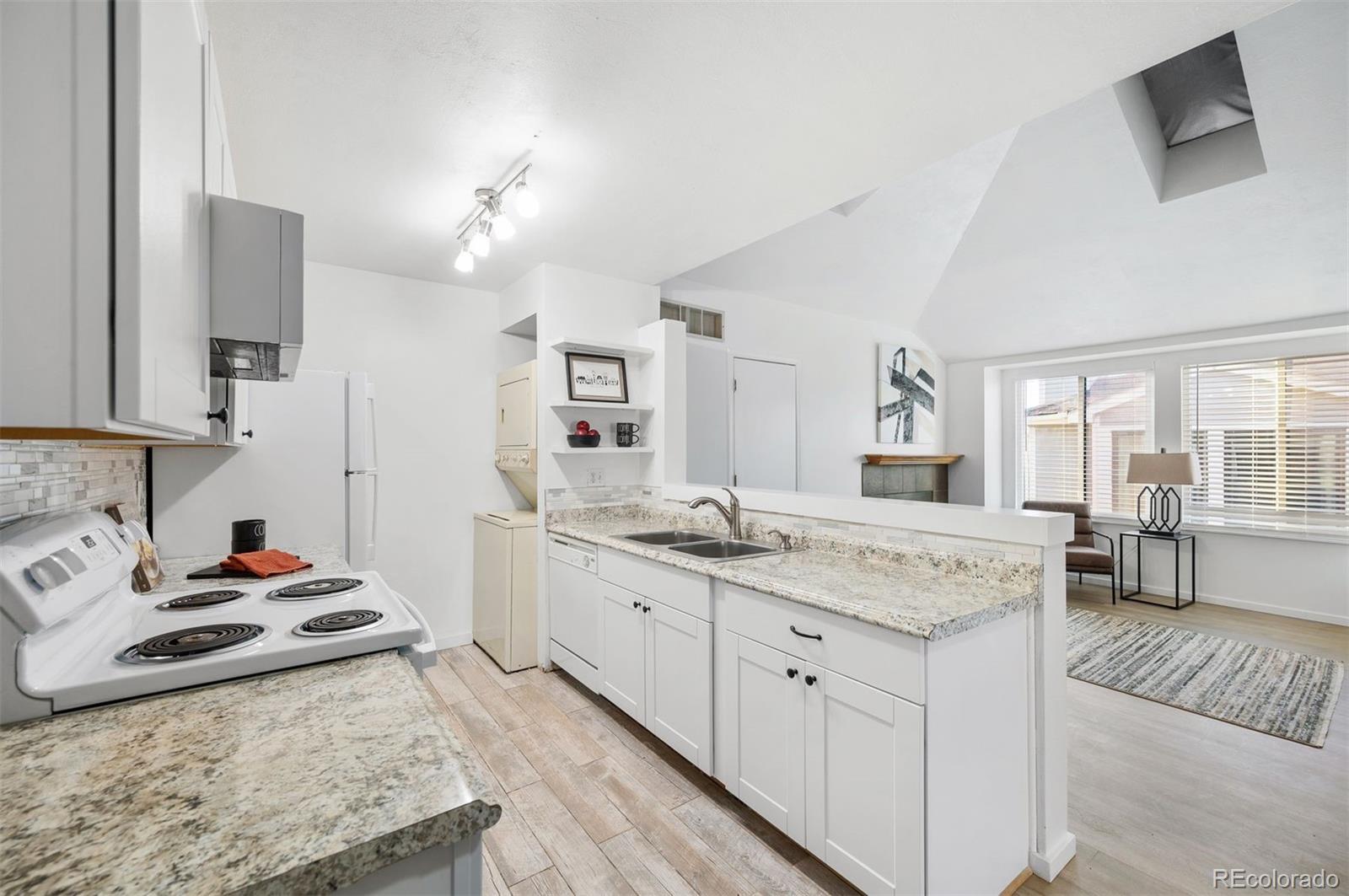 MLS Image #11 for 10212 w 80th drive d,arvada, Colorado