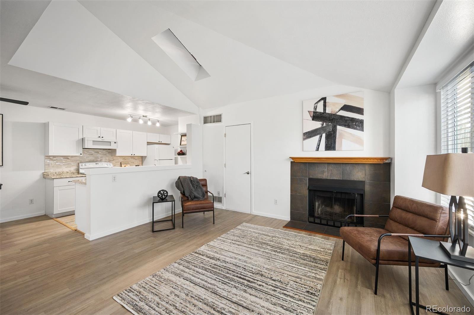 MLS Image #3 for 10212 w 80th drive d,arvada, Colorado