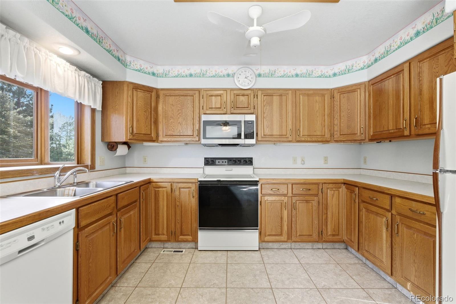 MLS Image #12 for 35829  whispering pine,elizabeth, Colorado