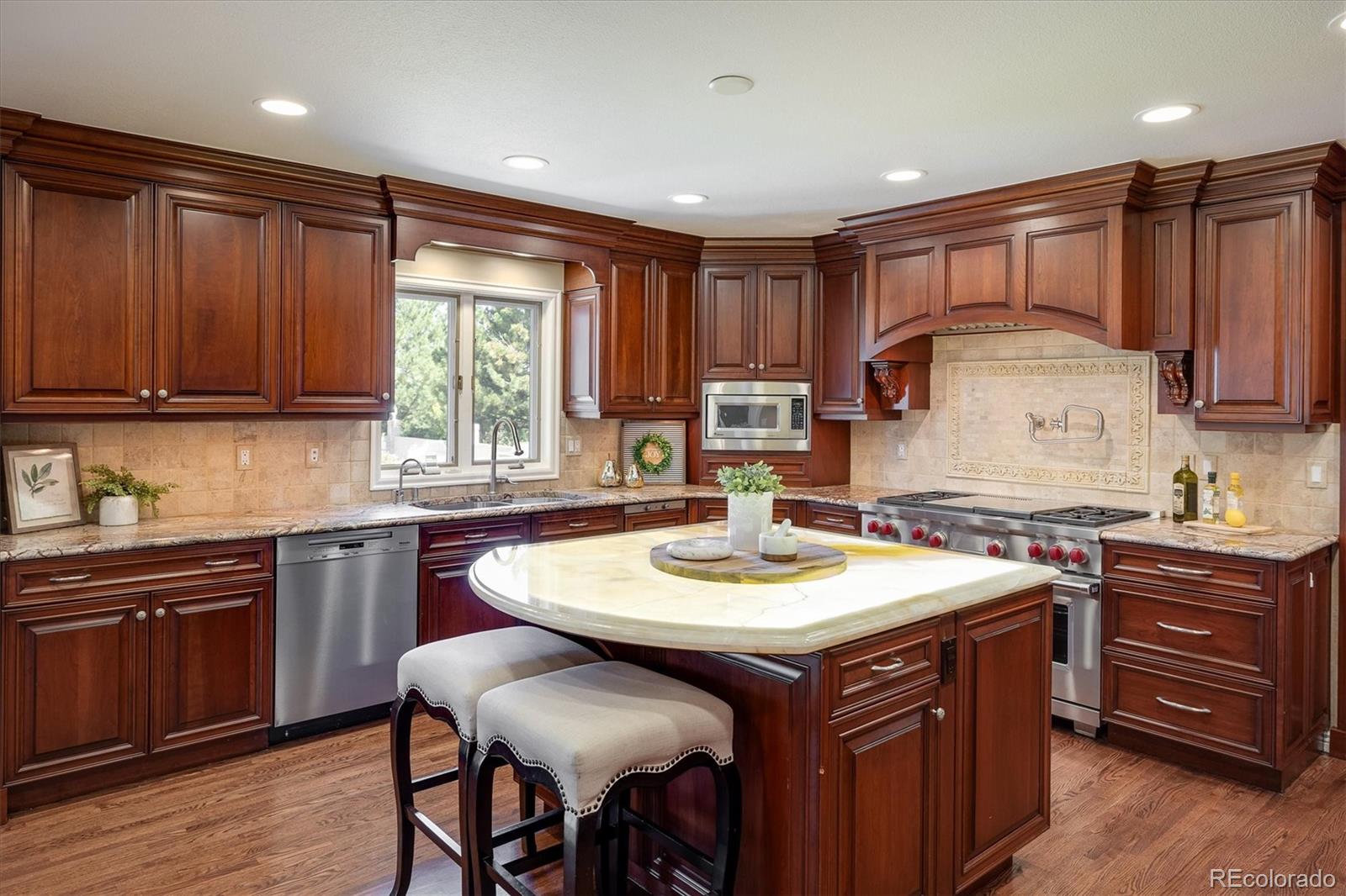 MLS Image #11 for 17575 e kettle place,centennial, Colorado
