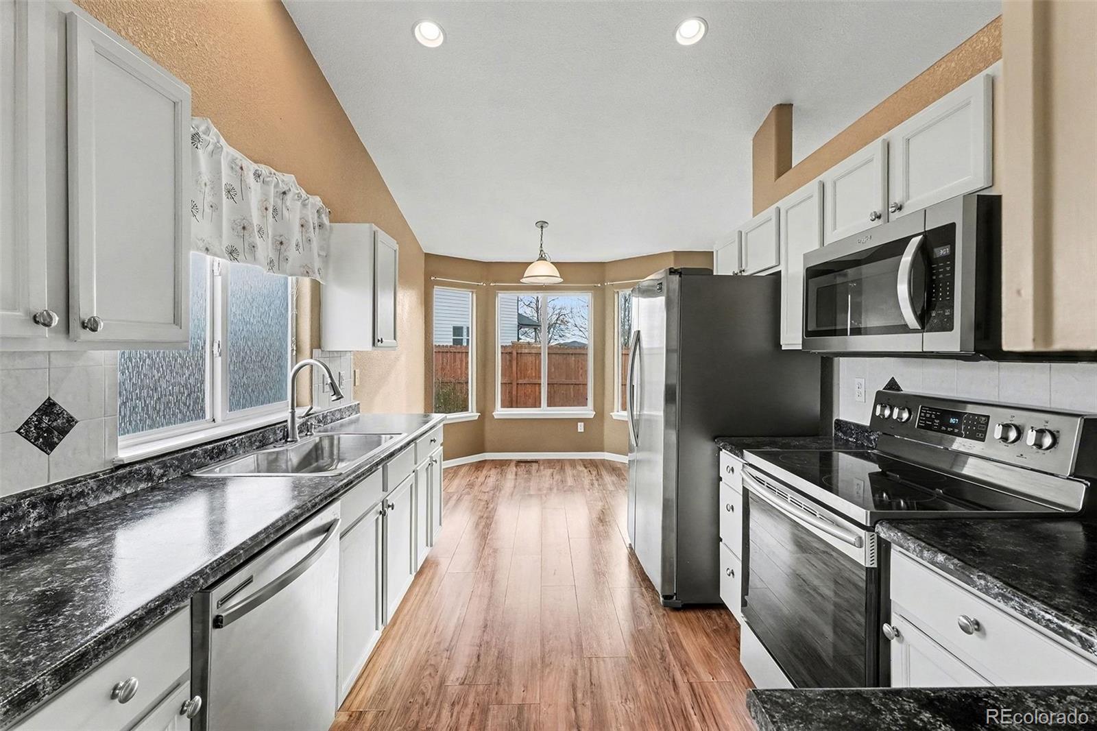 MLS Image #5 for 1622  ponderosa court,fort lupton, Colorado
