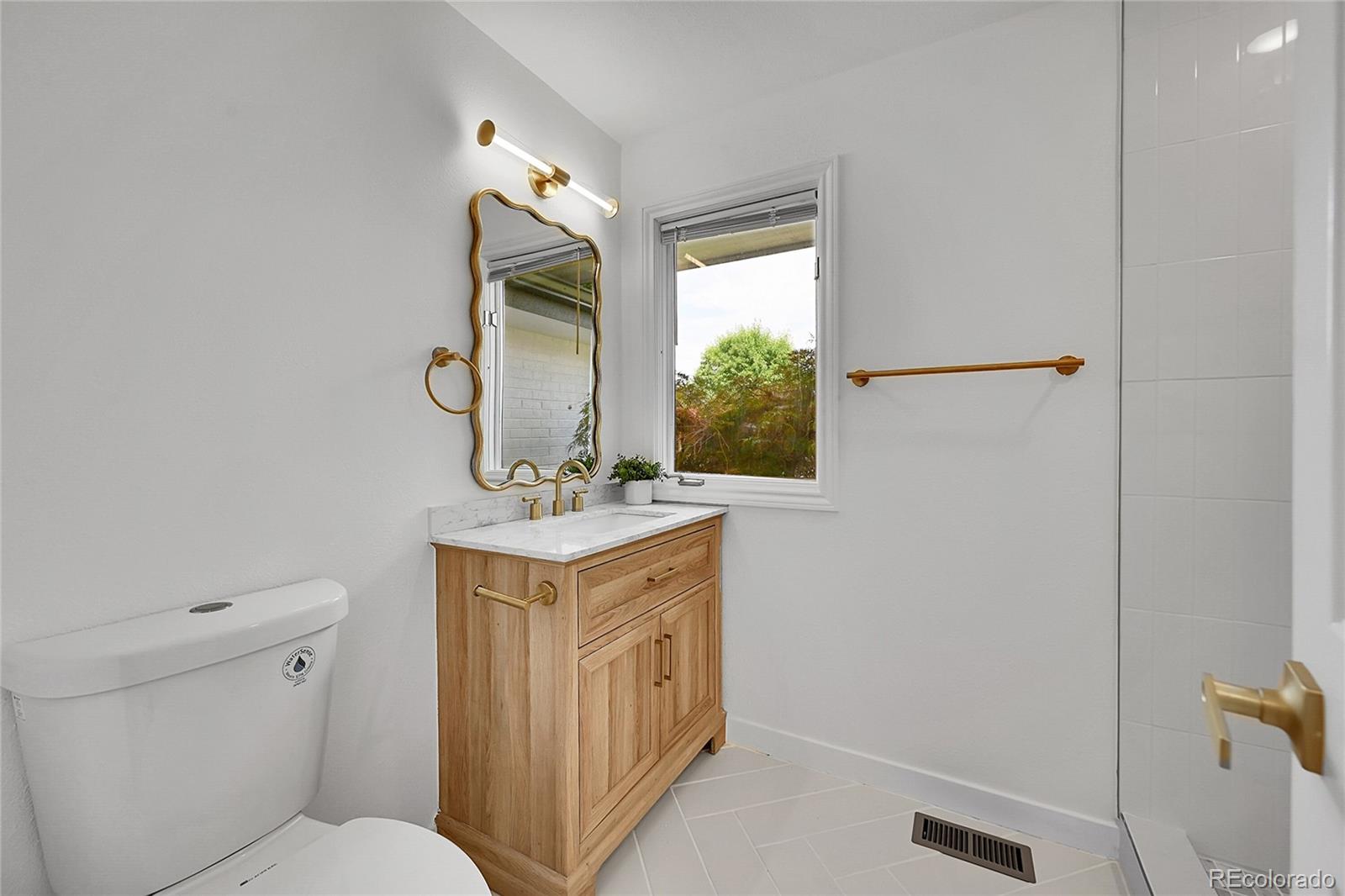 MLS Image #6 for 8055 s zephyr way,littleton, Colorado