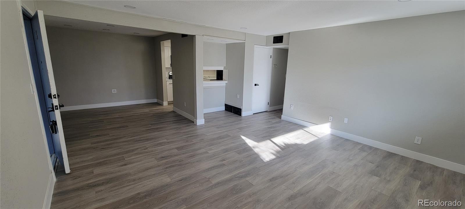 MLS Image #5 for 12140  huron street 101,denver, Colorado